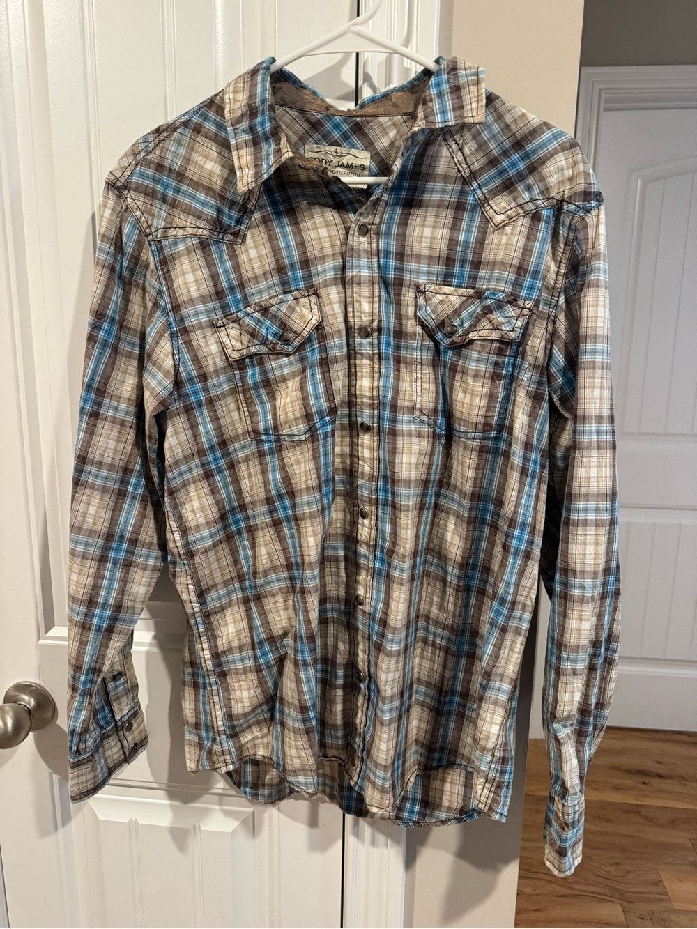 Cody James Men’s Men's Blue and Brown Plaid Button-Up Shirt